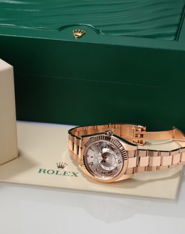 Rolex Sky-Dweller 42mm Everose Gold