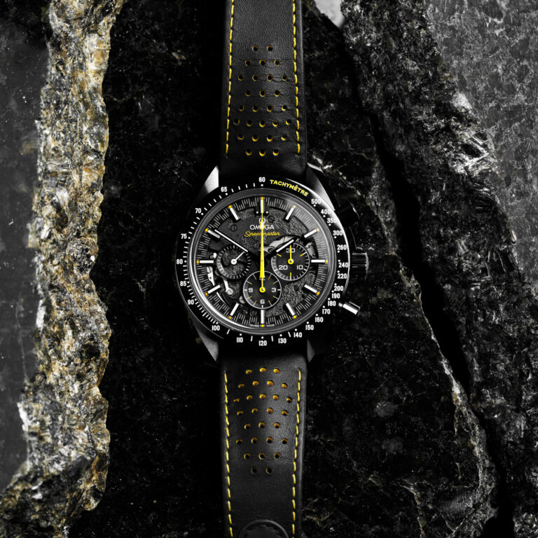 Новая модель Omega Speedmaster Dark Side Of The Moon Apollo 8 310.92.44.50.01.001