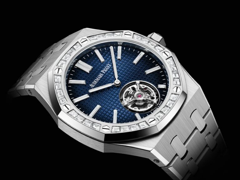 ROYAL OAK УЛЬТРАТОНКИЕ АВТОМАТИЧЕСКИЕ С ПАРЯЩИМ ТУРБИЙОНОМ — СЛОЖНЫЙ МЕХАНИЗМ В 37-МИЛЛИМЕТРОВОМ КОРПУСЕ