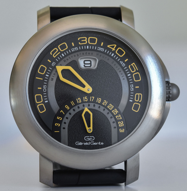 Gerald-Genta-Arena-Bi-Retrograde-Anthracite-Dial-Titanium-2020-7