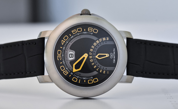 Gerald-Genta-Arena-Bi-Retrograde-Anthracite-Dial-Titanium-2020-9