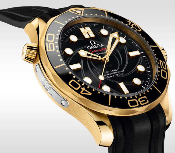 Omega-Seamaster-Diver-300M-James-Bond-Limited-Edition-Set-5