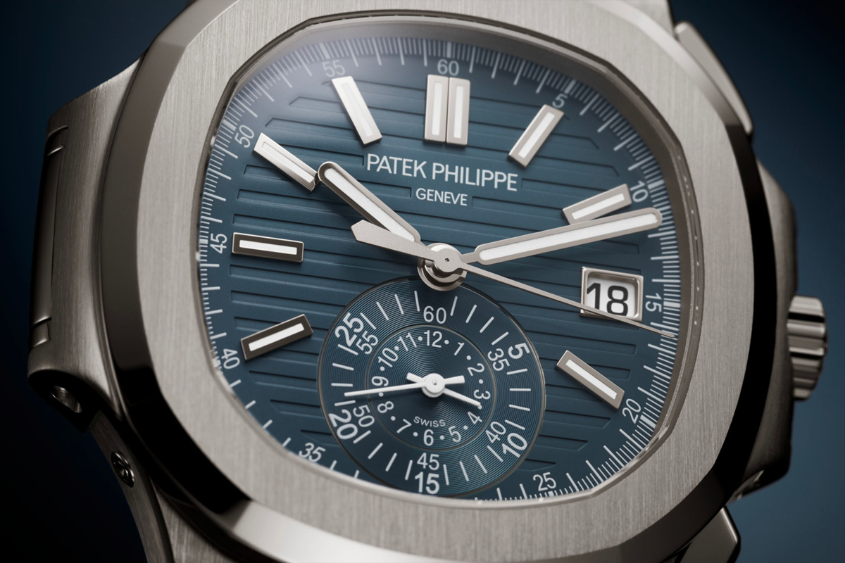 2024-Patek-Philippe-Nautilus-Chronnograph-White-Gold-Blue-Dial-5980G-2