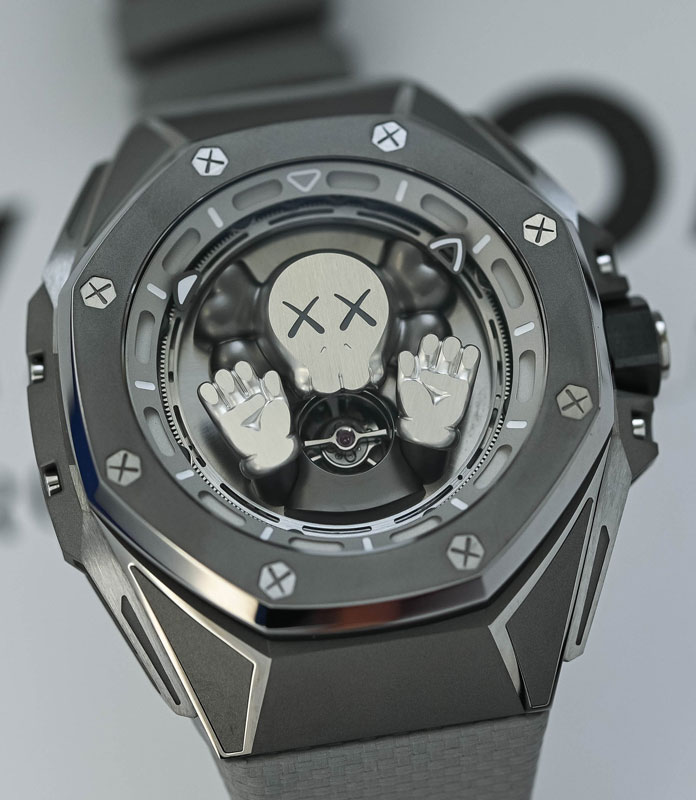 KAWS-x-Audemars-Piguet-Royal-Oak-Concept-Tourbillon-Companion-Artistic-Collaboration-26656TI-review-15