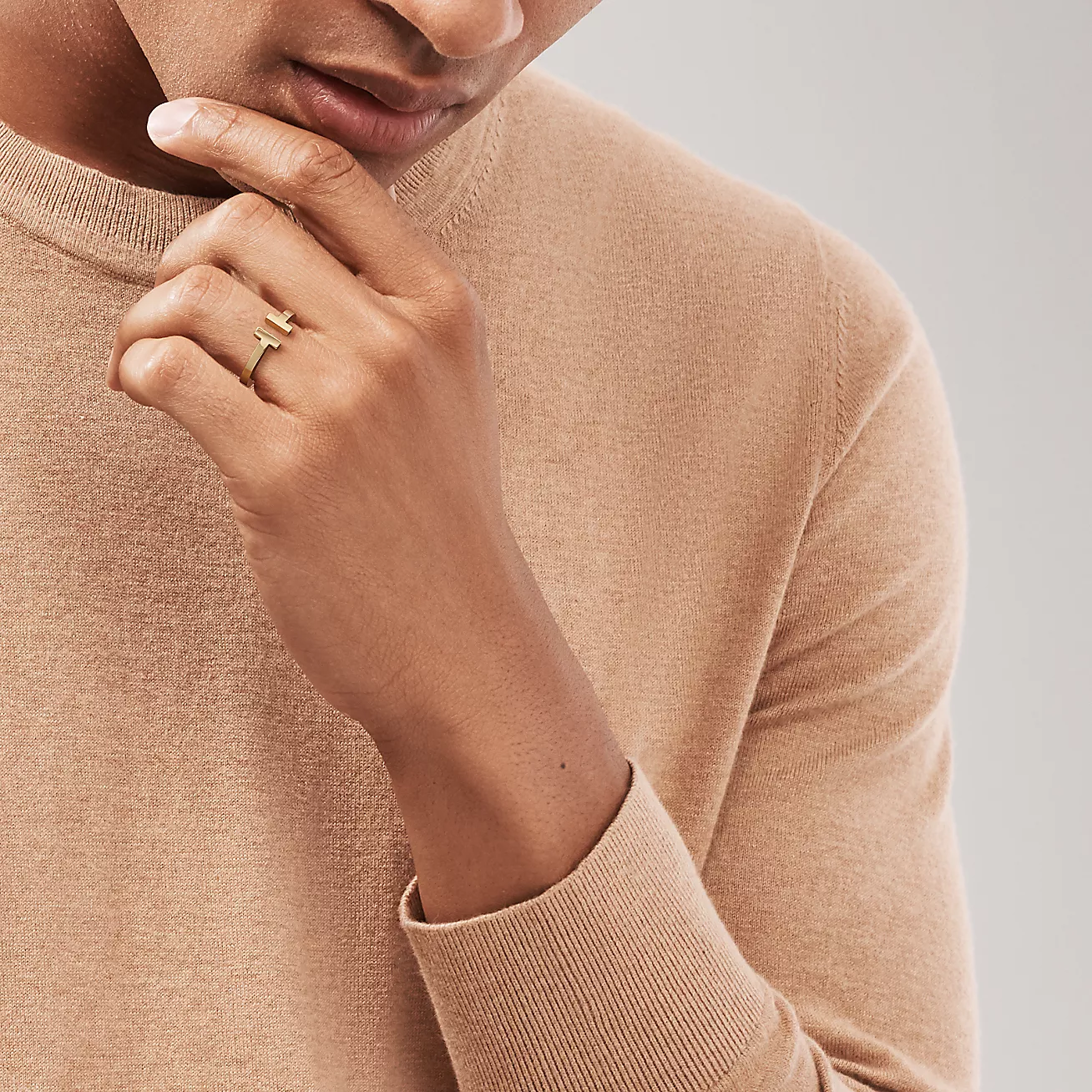Кольцо Tiffany & Co T Square