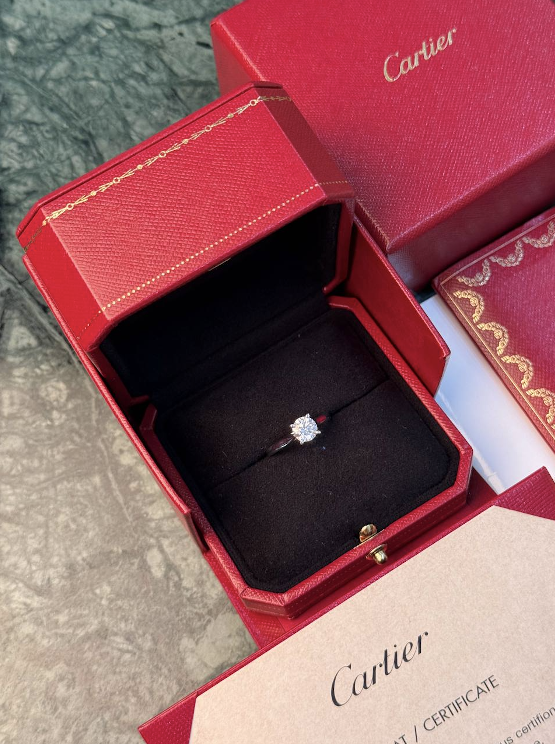 Кольцо с бриллиантом Cartier 1,08 ct.