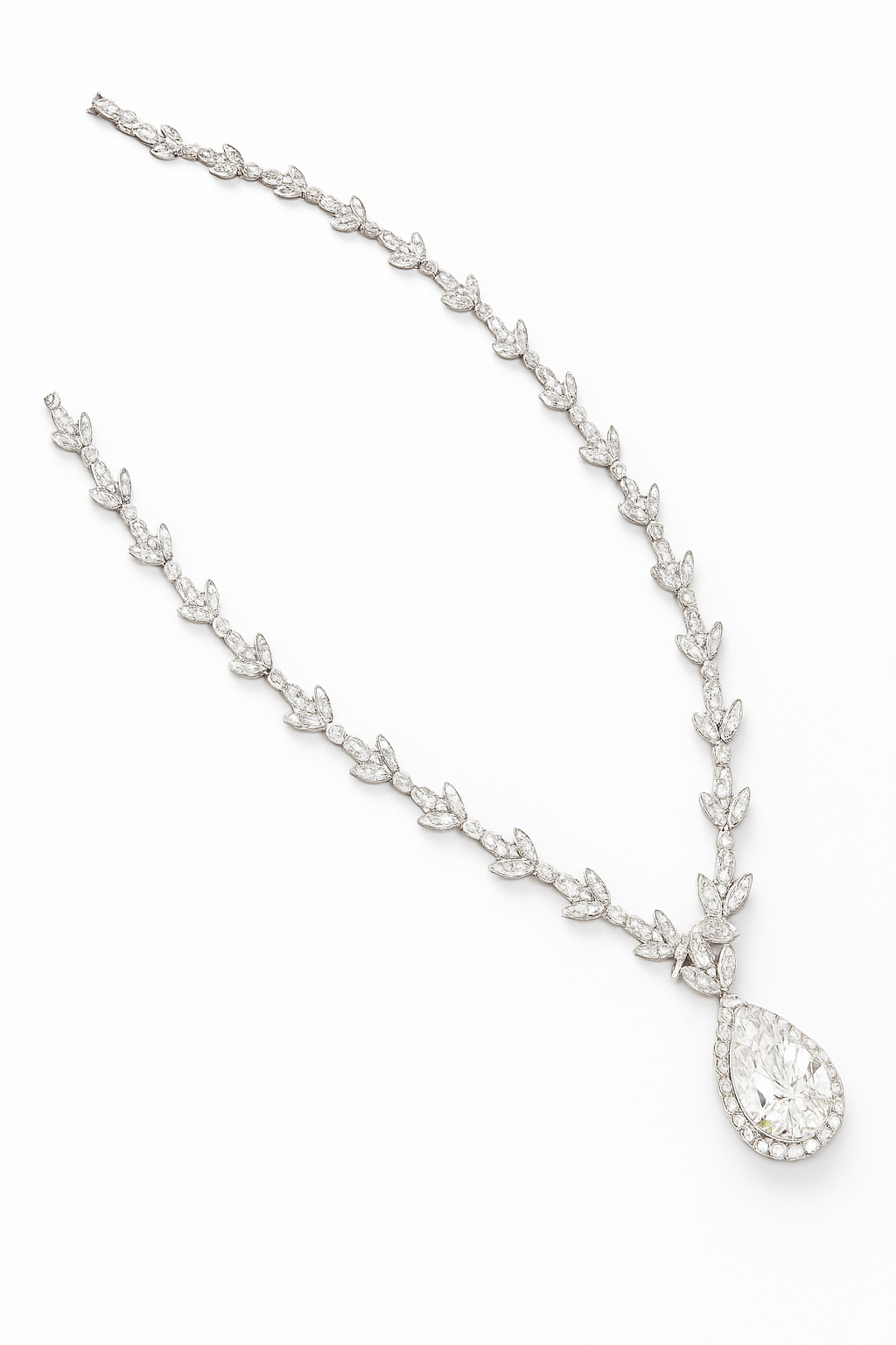 Колье с бриллиантами и фианитом 20.42ct